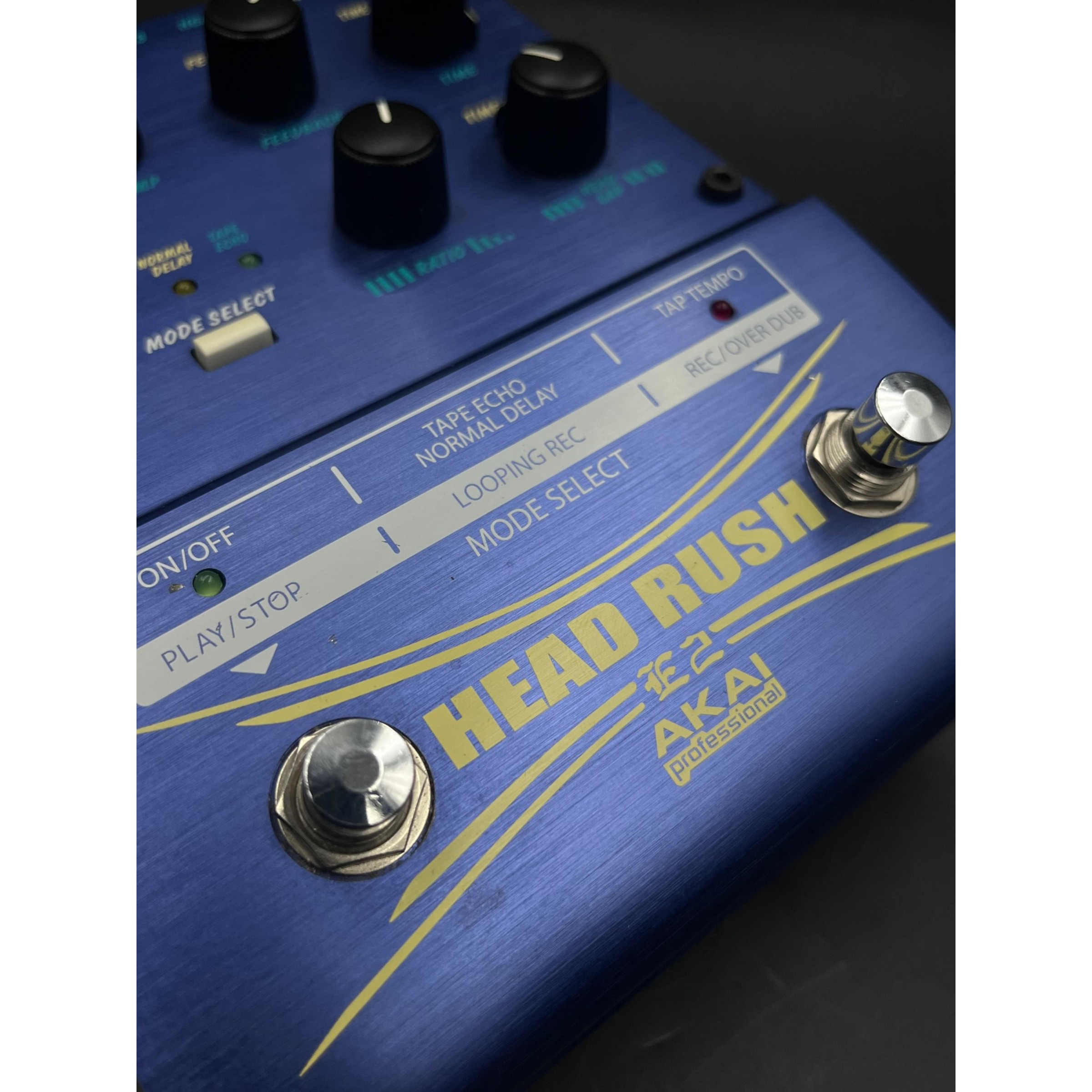 Secondhand > SECONDHAND Akai E2 Headrush Delay / Looper