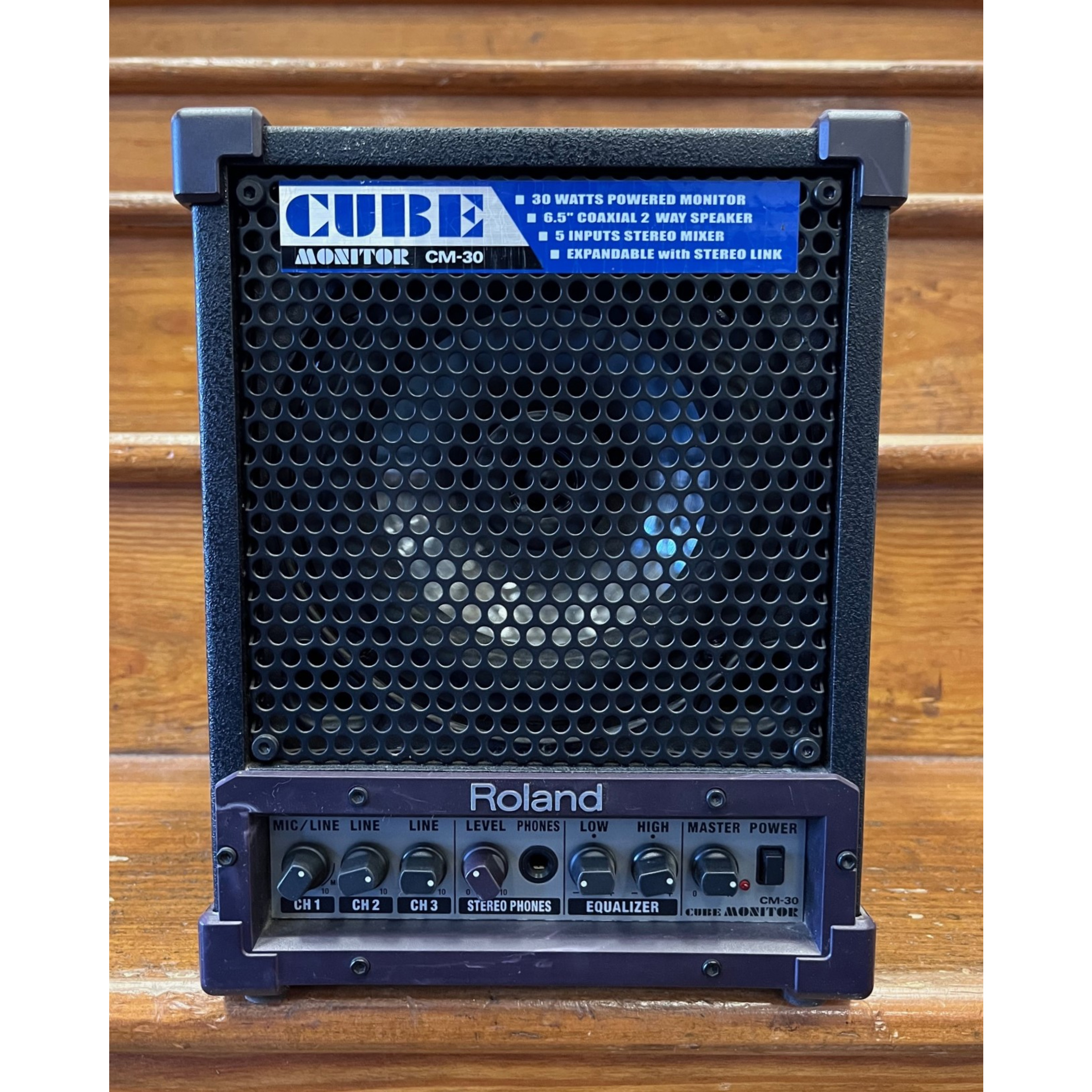 Roland CM-30 Cube Monitor 2個セット Roland CM-30 Cube Monitor 2個セット Roland CM-30 Cube Monitor