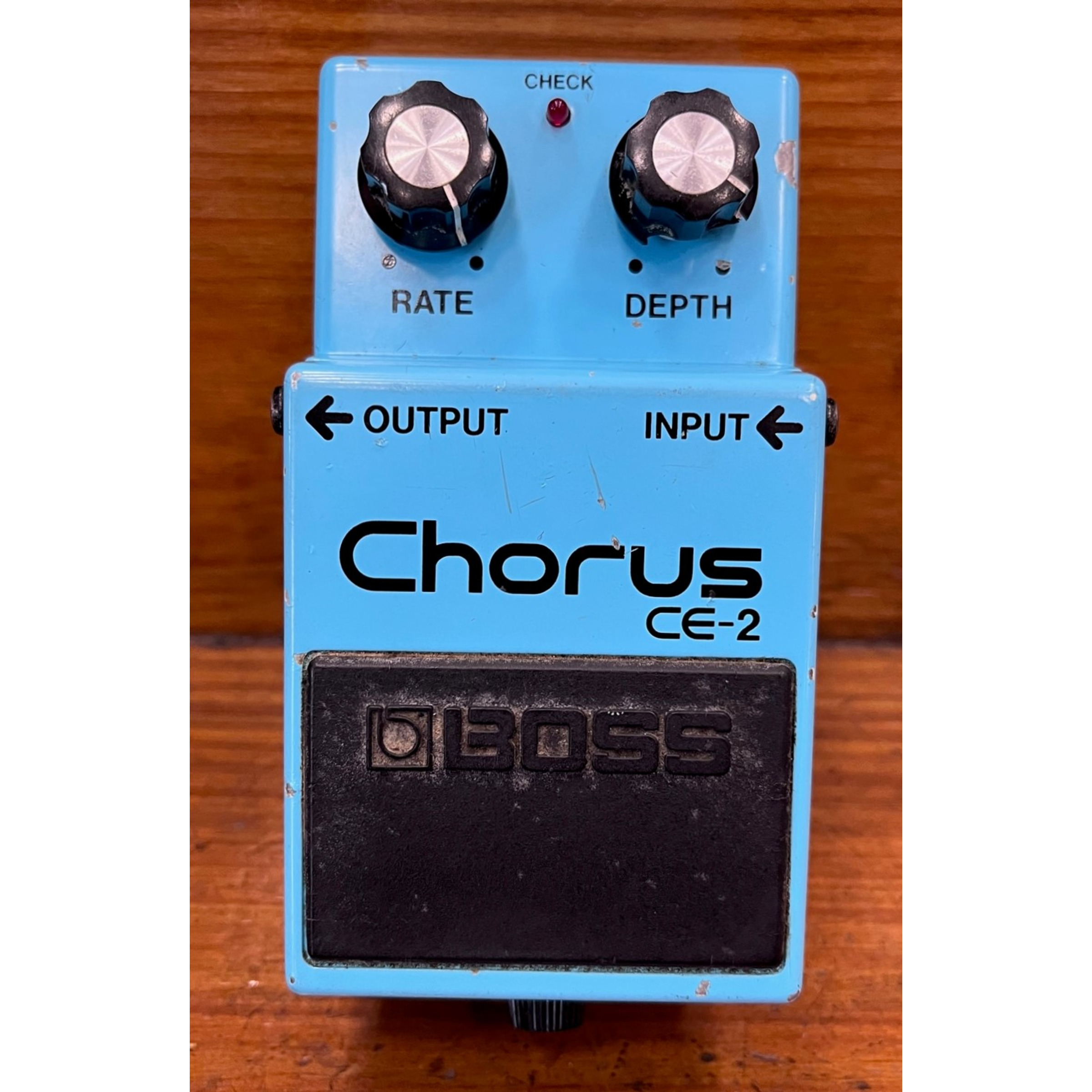 Used BOSS CE-2 Chorus Made in Japan (Black Label) - GigGear