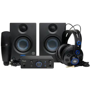 Fender Quantum LT2 Complete Bundle 