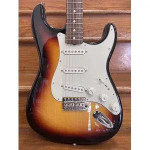 SECONDHAND Fender Made in Japan '60s Stratocaster (2022) inc Hard Case - Sunburst