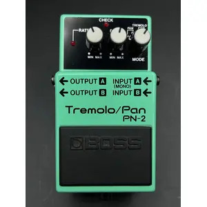 SECONDHAND Boss PN-2 Tremolo/ Pan, 1990