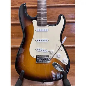 SECONDHAND Squier Bullet Stratocaster - Sunburst