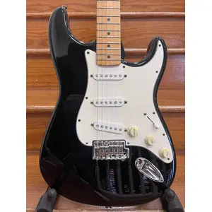 SECONDHAND Fender Standard Strat (1998) Made in Mexico -  Black