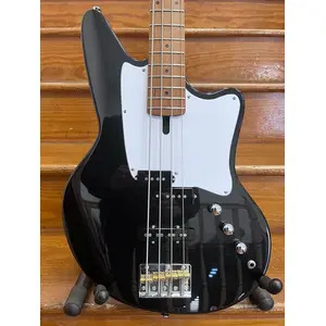 SECONDHAND Ashdown The Saint PJ Bass Roasted Maple Neck - Gloss Black