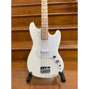 SECONDHAND Squier Sonic Bronco Bass - White