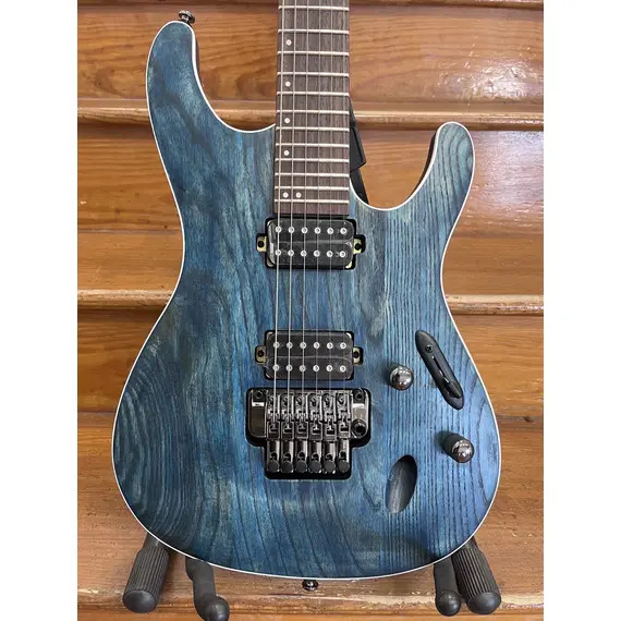 B-STOCK Ibanez S520AH Electric Guitar - Cosmic Blue Flat (Scuff marks back of body)