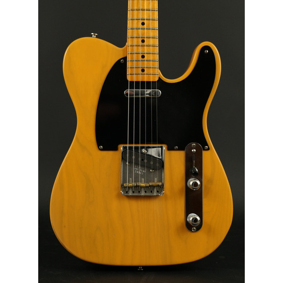 SECONDHAND Fender 1999 American Vintage Reissue '52 Telecaster, Butterscotch