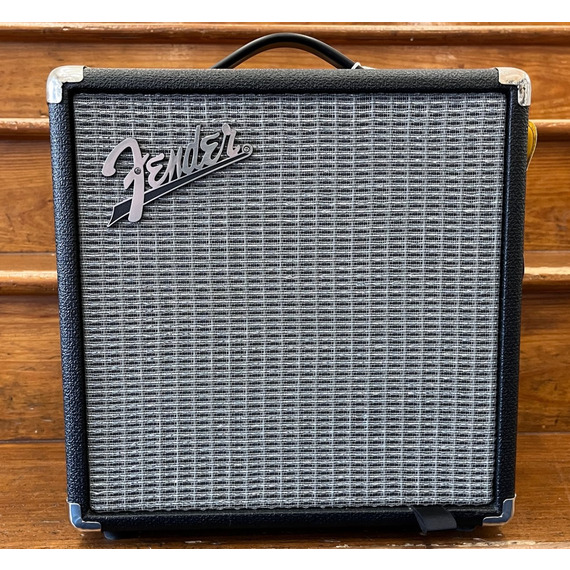 SECONDHAND Fender Rumble 15 Bass Amp