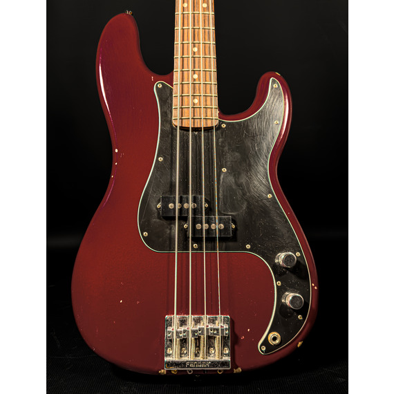 SECONDHAND Fender 2018 Road Worn Nate Mendel Signature Precision Bass - Candy Apple Red