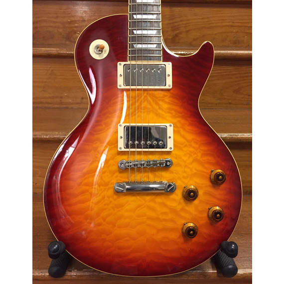 SECONDHAND Tokai LS75Q Love Rock, Made in Japan (2004) Heritage Cherry Sunburst Quilt Top