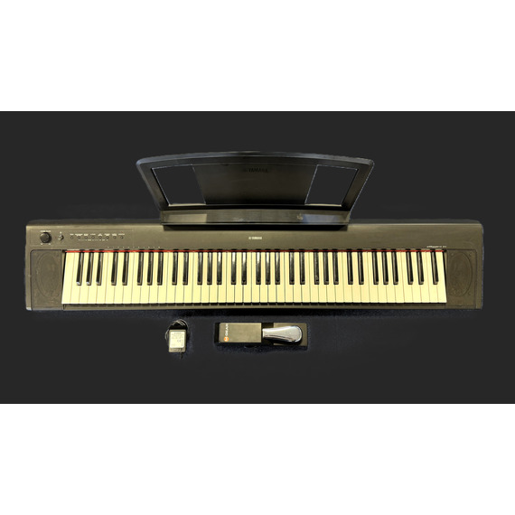 SECONDHAND Yamaha Piaggero NP-31 76-Key Keyboard with Sustain Pedal