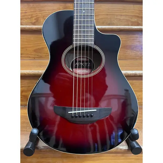 SECONDHAND Yamaha APXT2 inc Gig Bag - Red Burst