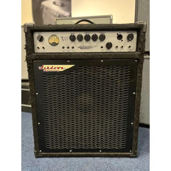 SECONDHAND Ashdown MAG 300 1x15" Bass Combo