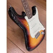 SECONDHAND Fender Made in Japan '60s Stratocaster (2022) inc Hard Case - Sunburst