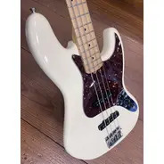 SECONDHAND Fender American Standard Jazz Bass inc Hard Case - Olympic White