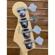 SECONDHAND Fender Player II Jazz Bass, 3 Tone Sunburst + Gigbag