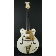 SECONDHAND Gretsch Professional Series G6136Dc White Falcon (2007/8) inc. Hard Case