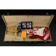 SECONDHAND Fender American Standard Stratocaster (1996) inc Hard Case - Candy Apple Red