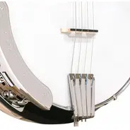 Gold Tone Cripple Creek Irish Tenor Resonator Banjo with Gig Bag