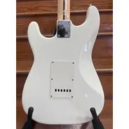 SECONDHAND 2007 Squier Deluxe Hot Rails Stratocaster - White