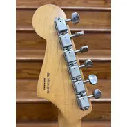 SECONDHAND Fender Roadworn Jazzmaster, 3 Tone Sunburst, Monty's Pickups inc. Gig Bag