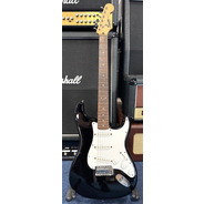 SECONDHAND Squier Stratocaster inc Gig Bag - Black