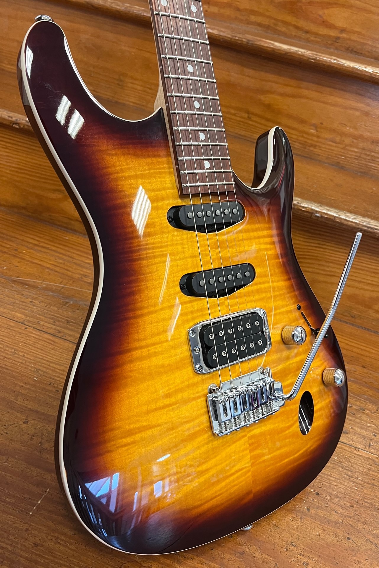 Ibanez sa260fm deals violin sunburst